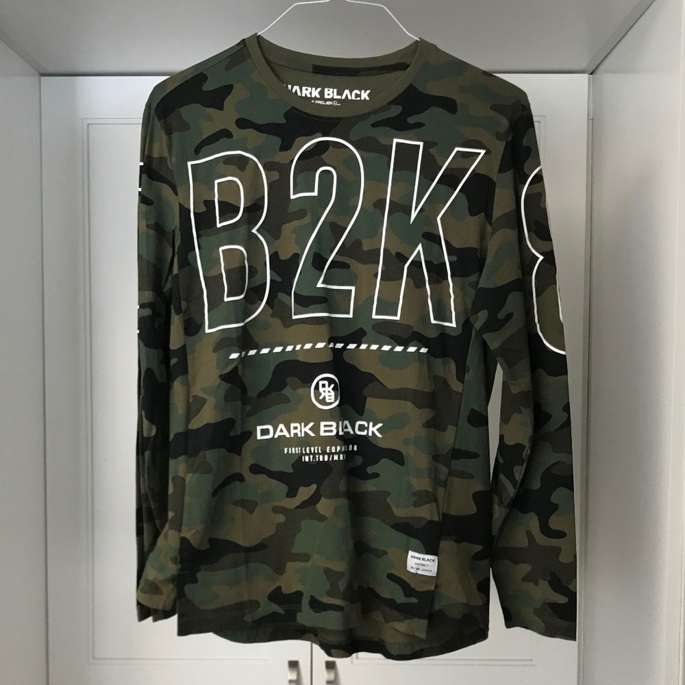 Dark Black B2K Camouflage Long Sleeve Men’s Medium Shirt Montreal
